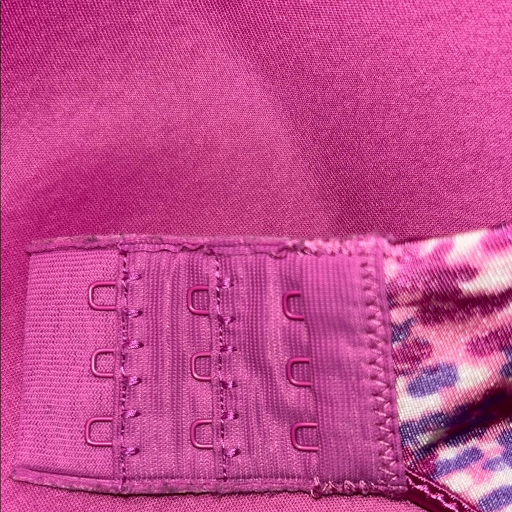 Underwire Bra - Picture 7 of 9